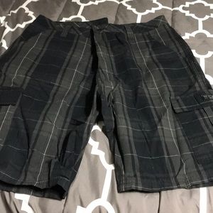 Men’s wrangler cargo shorts size 36
